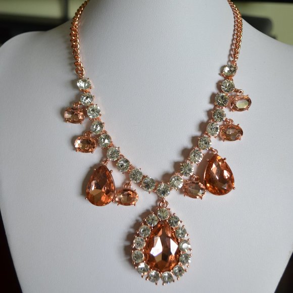Rhinestone Crystal Chunky Necklace Earrings Set - Picture 2 of 7